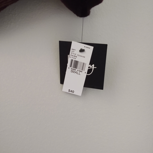 Sweater - Picture 2 of 5